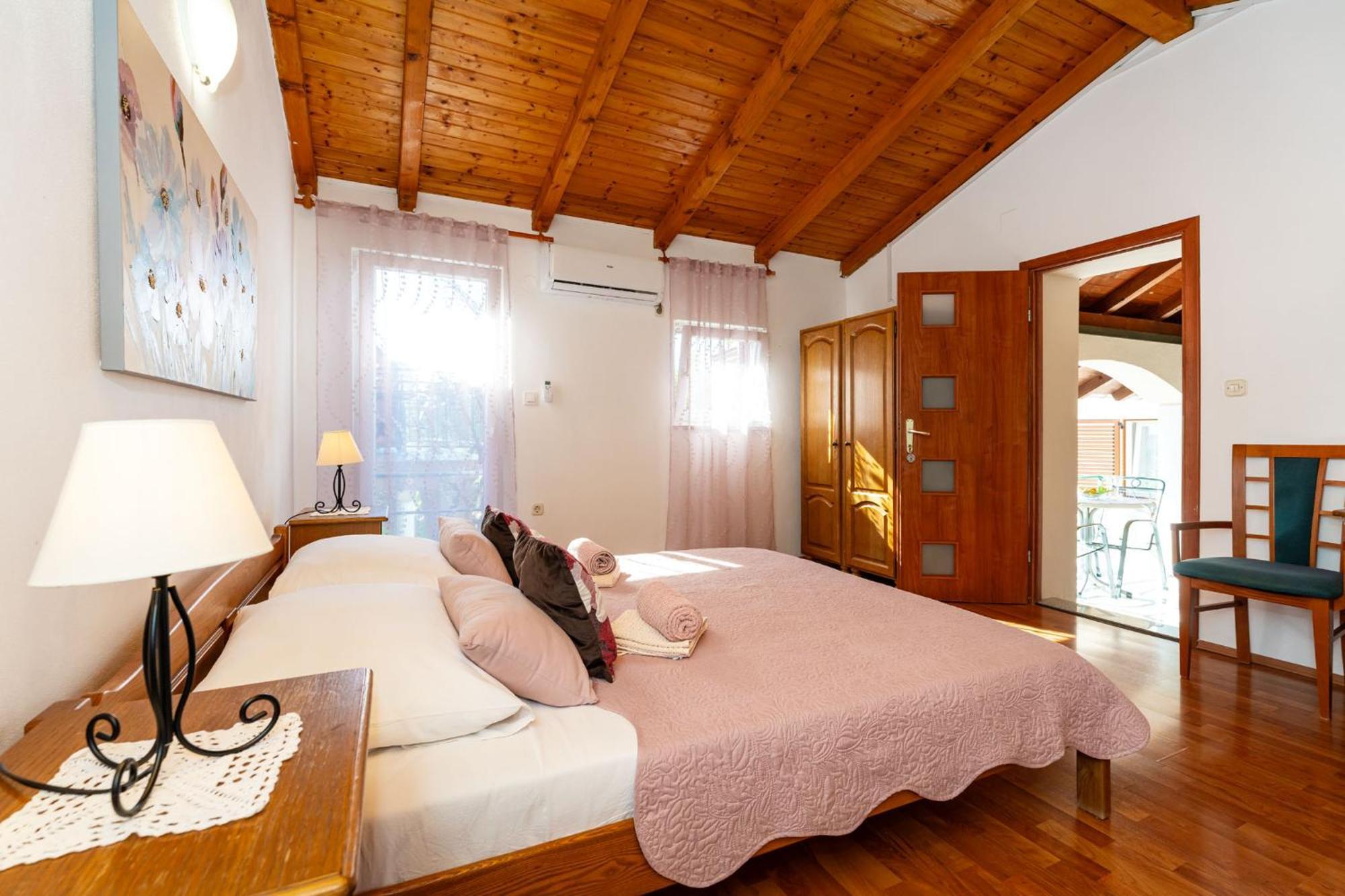 Apartment Adriana Starigrad Paklenica
