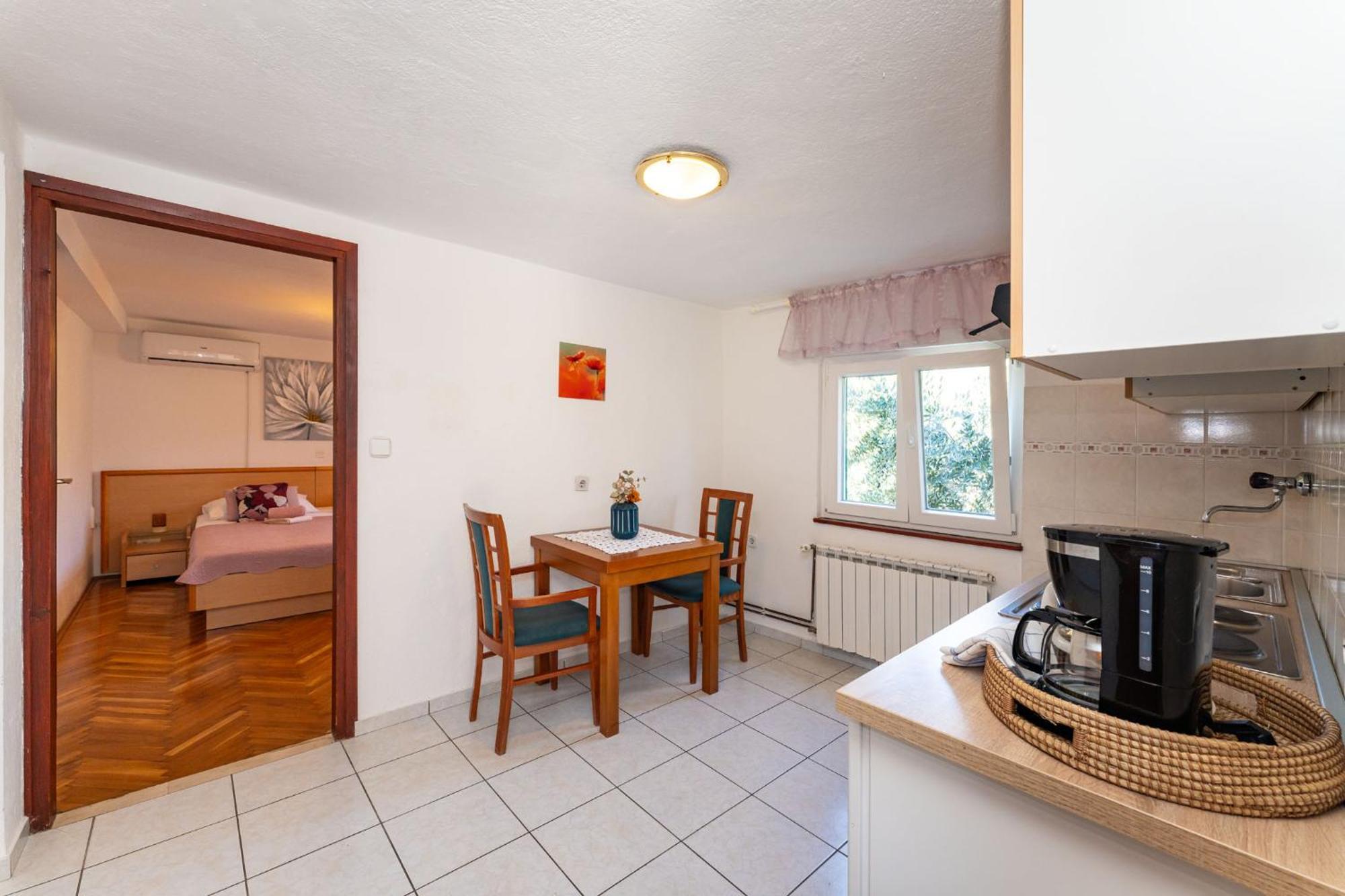 Apartament Adriana *